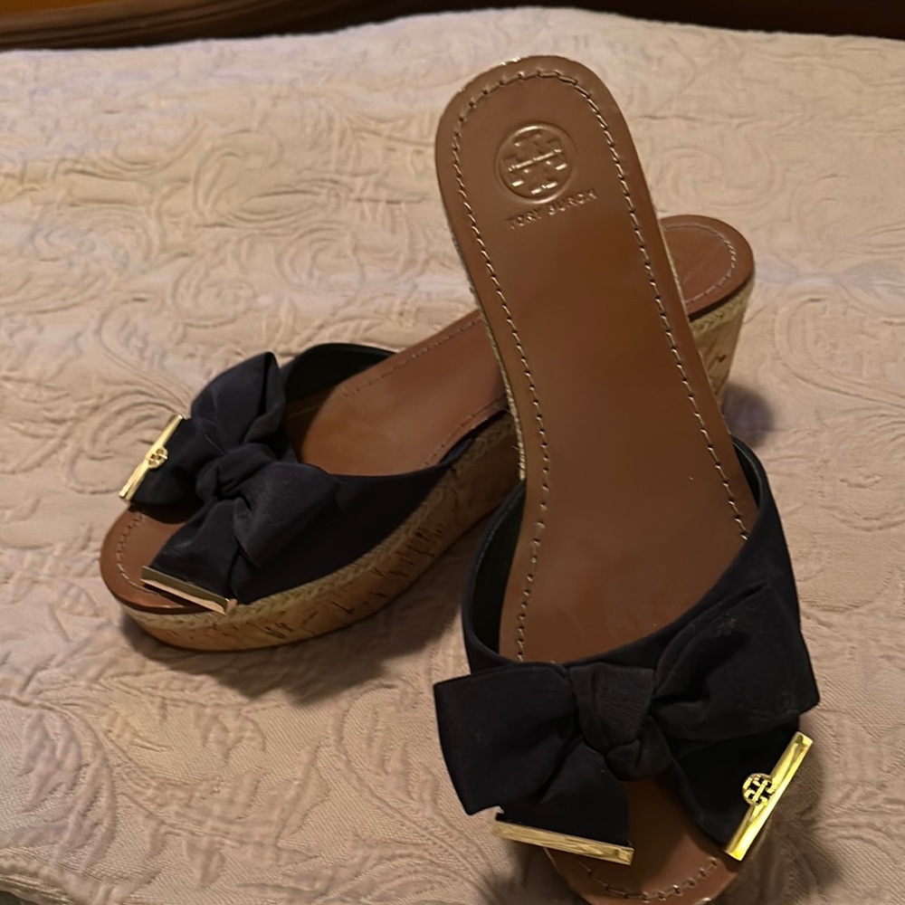 Tory Burch Navy Blue and Brown Wedge Sandals with Bow